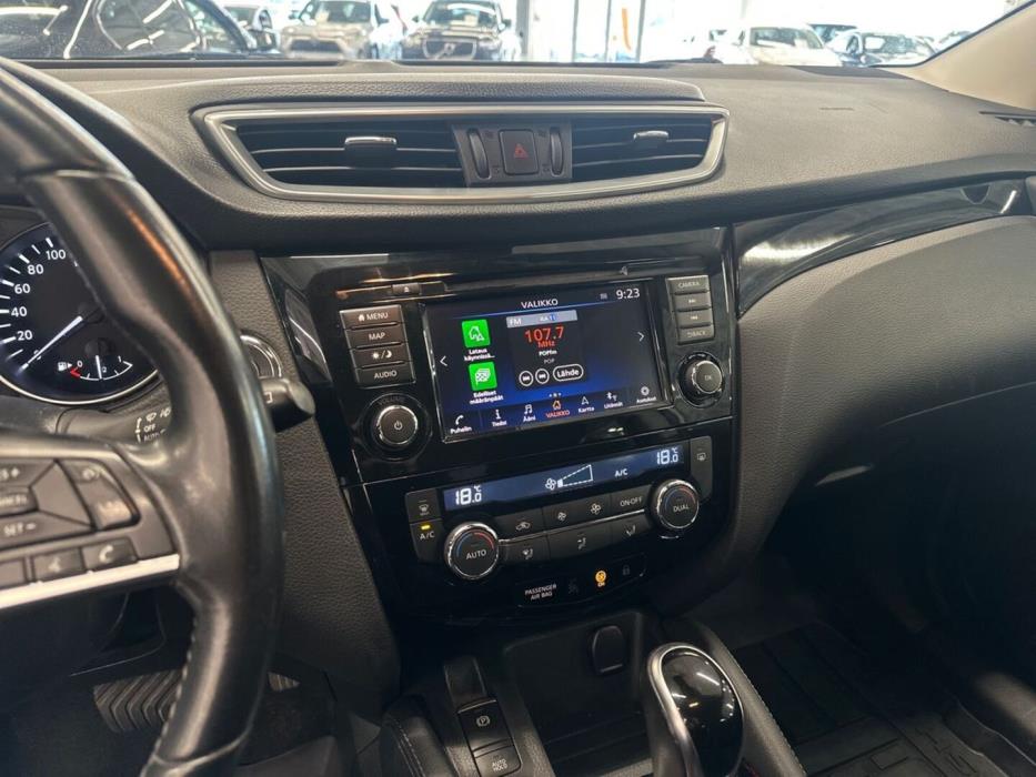 NISSAN Qashqai 2020