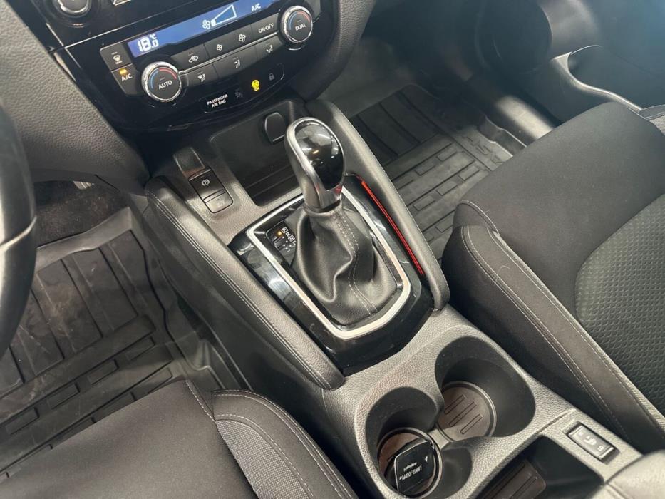 NISSAN Qashqai 2020