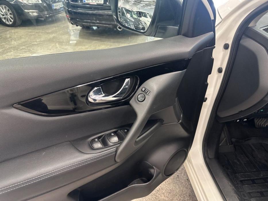 NISSAN Qashqai 2020