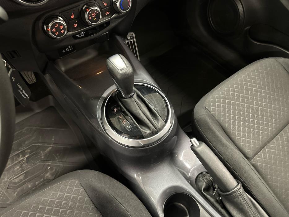 NISSAN Juke 2021