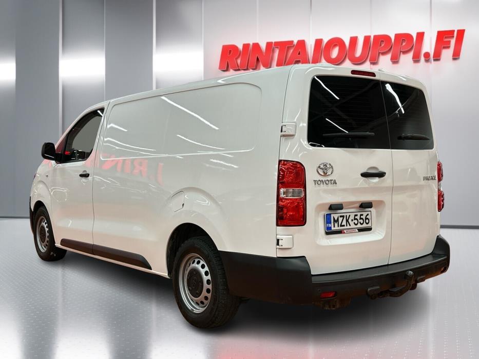TOYOTA Proace 2021