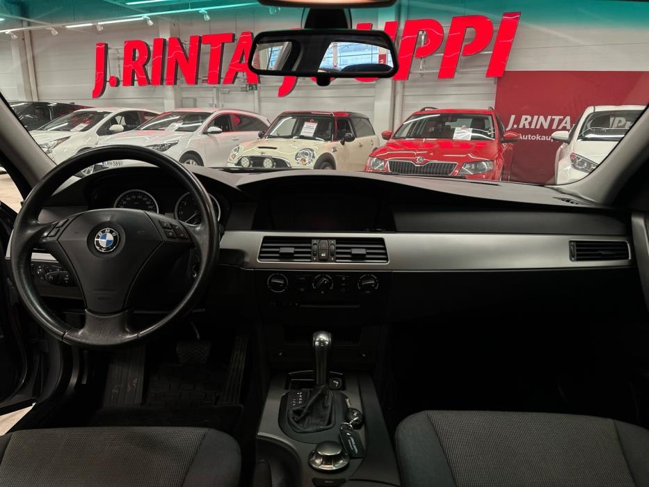 BMW 525 2004