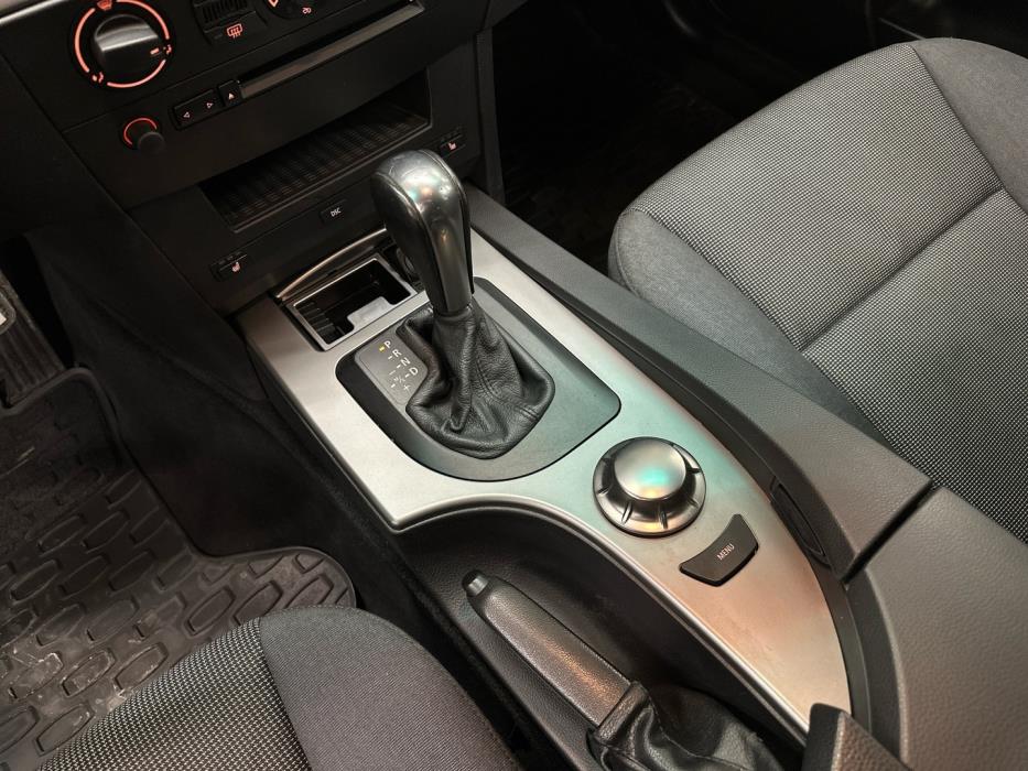 BMW 525 2004