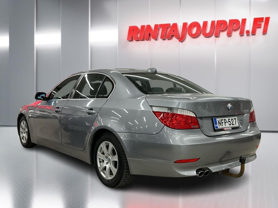 BMW 525 2004