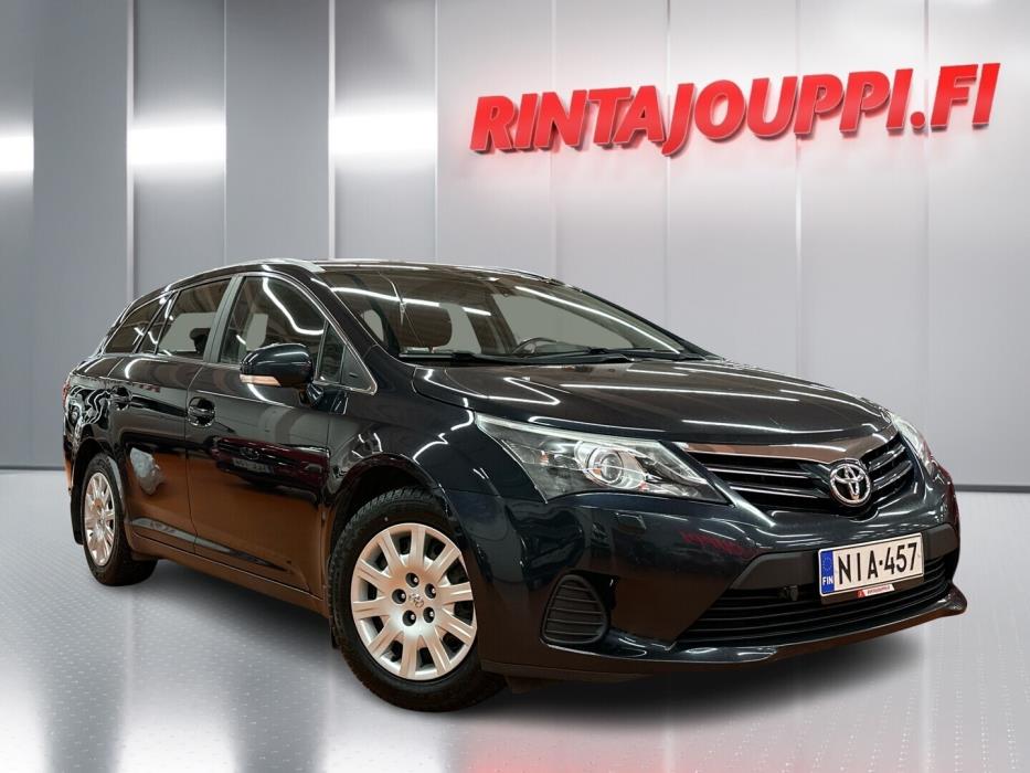 TOYOTA Avensis 2012