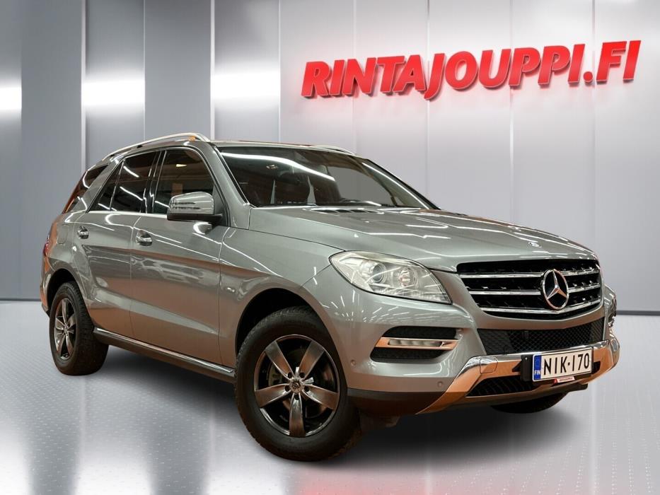 MERCEDES-BENZ ML 2011