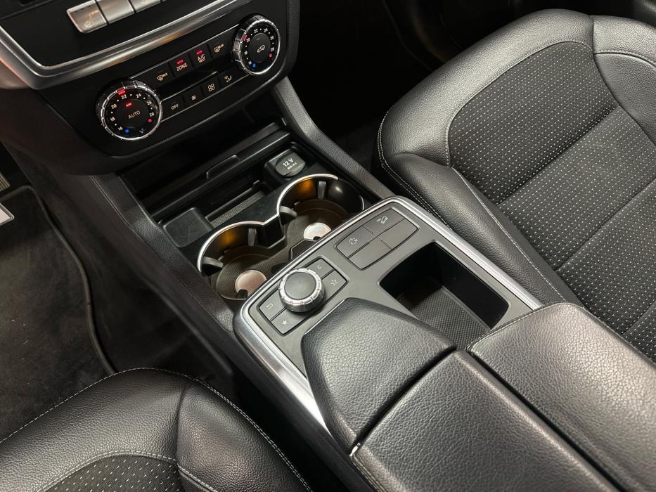 MERCEDES-BENZ ML 2011