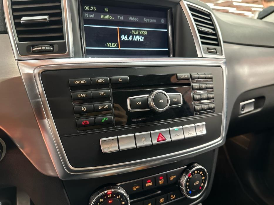 MERCEDES-BENZ ML 2011