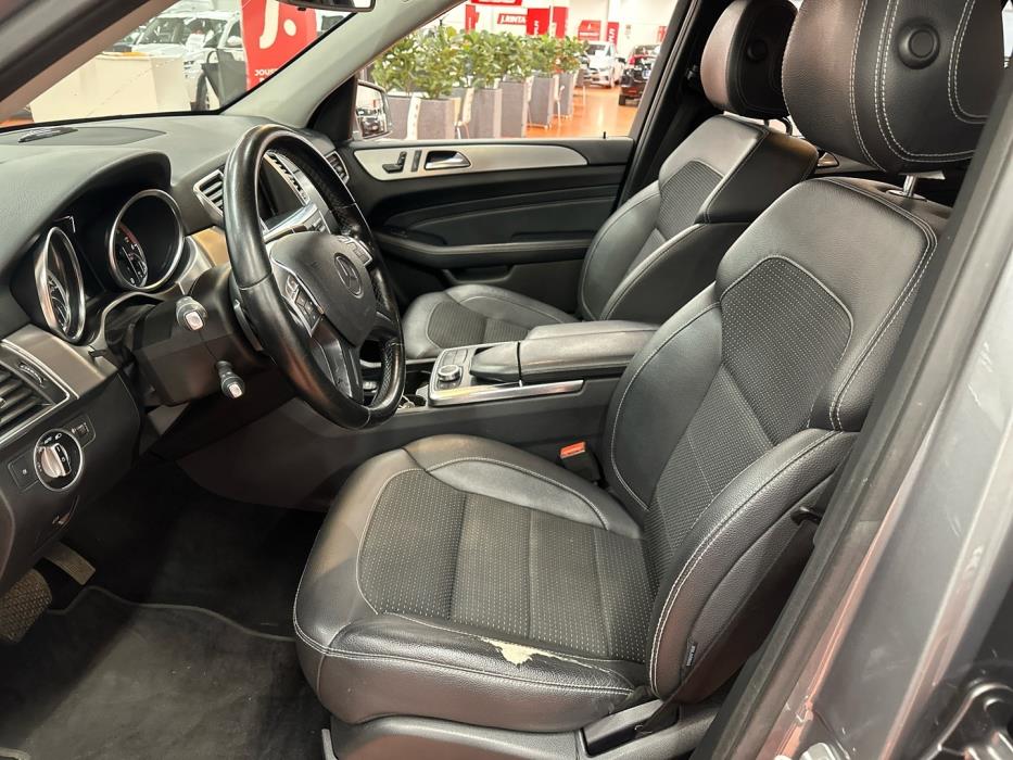 MERCEDES-BENZ ML 2011