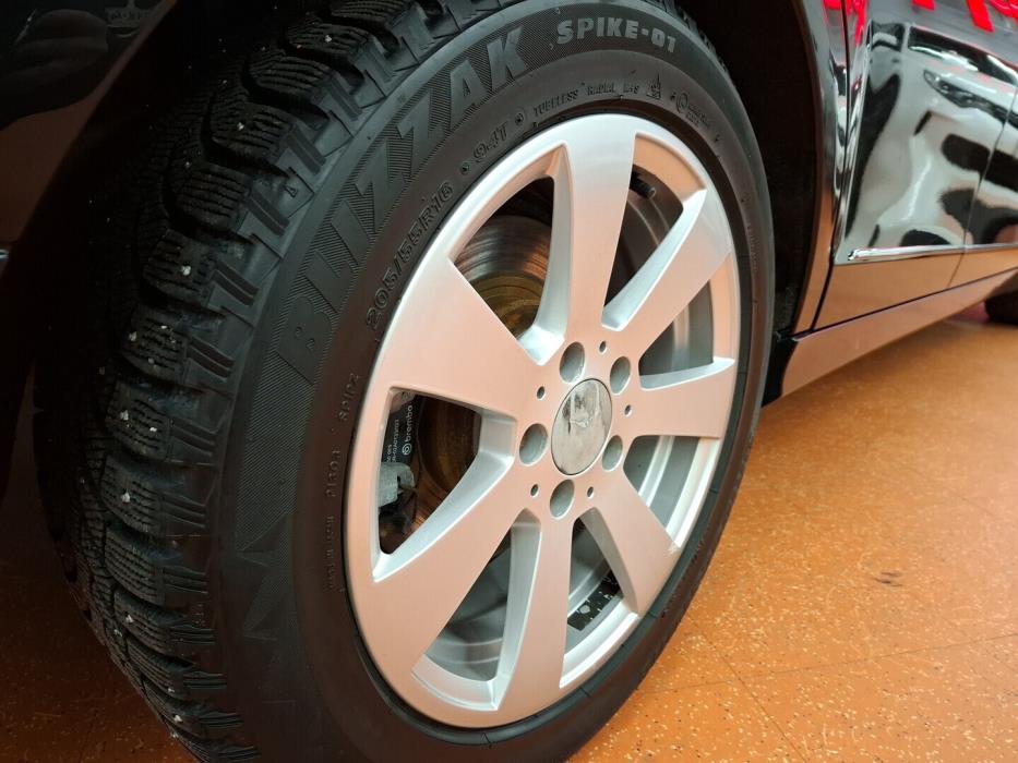 MERCEDES-BENZ C 2010