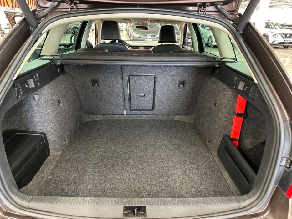 SKODA Octavia 2016