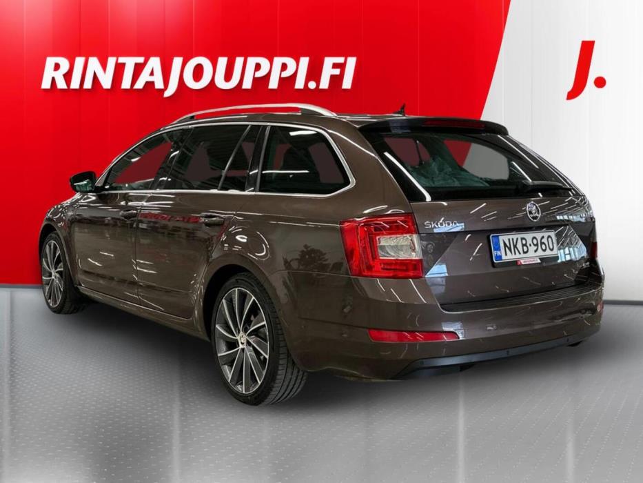 SKODA Octavia 2016