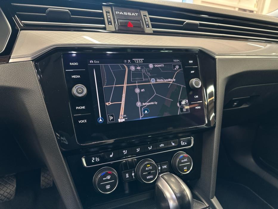 VOLKSWAGEN Passat 2020