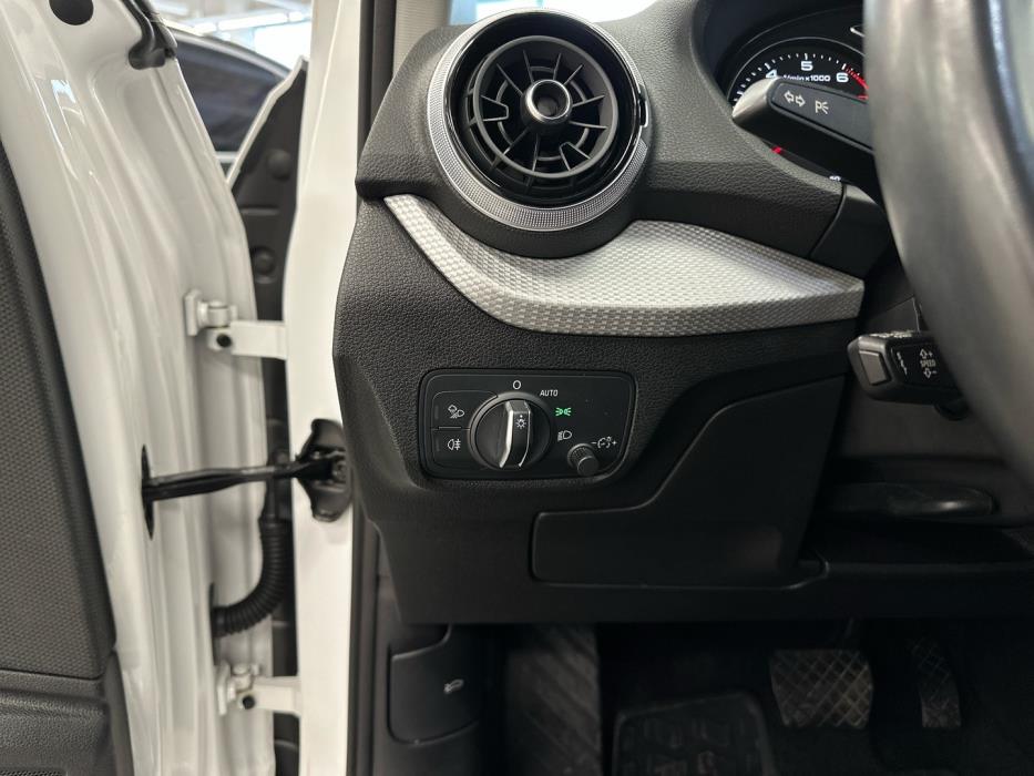 AUDI Q2 2021
