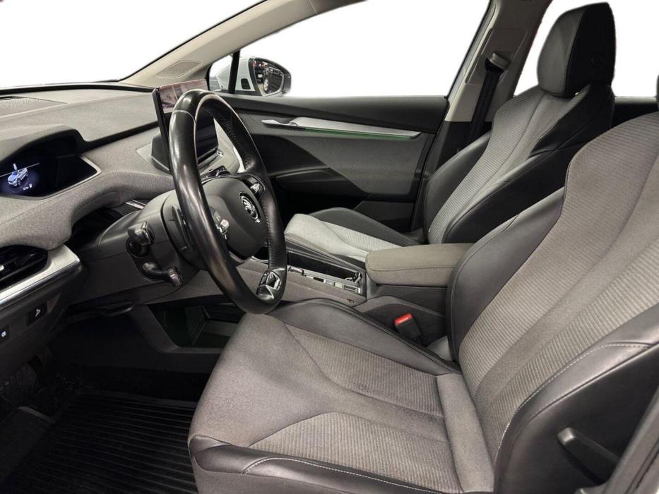 SKODA Enyaq 2022