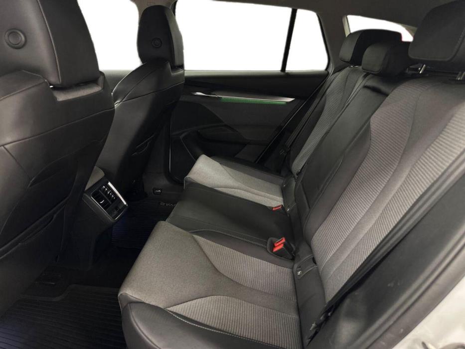 SKODA Enyaq 2022