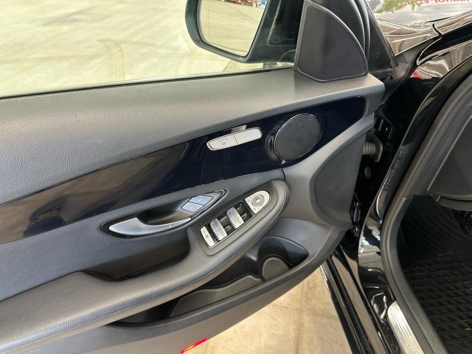 MERCEDES-BENZ C 2015