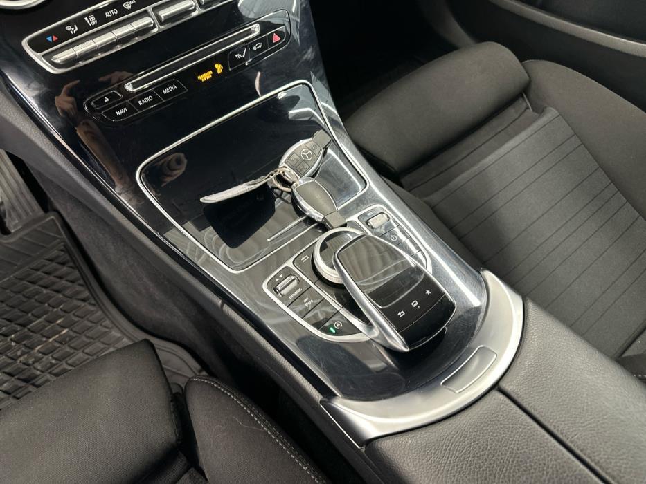 MERCEDES-BENZ C 2015