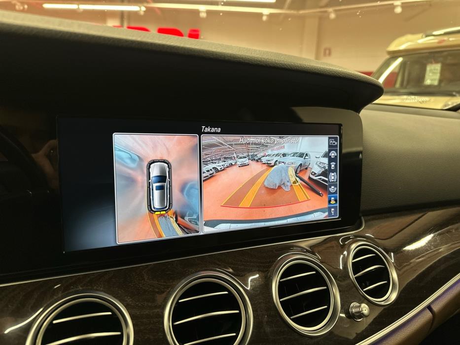 MERCEDES-BENZ E 2017