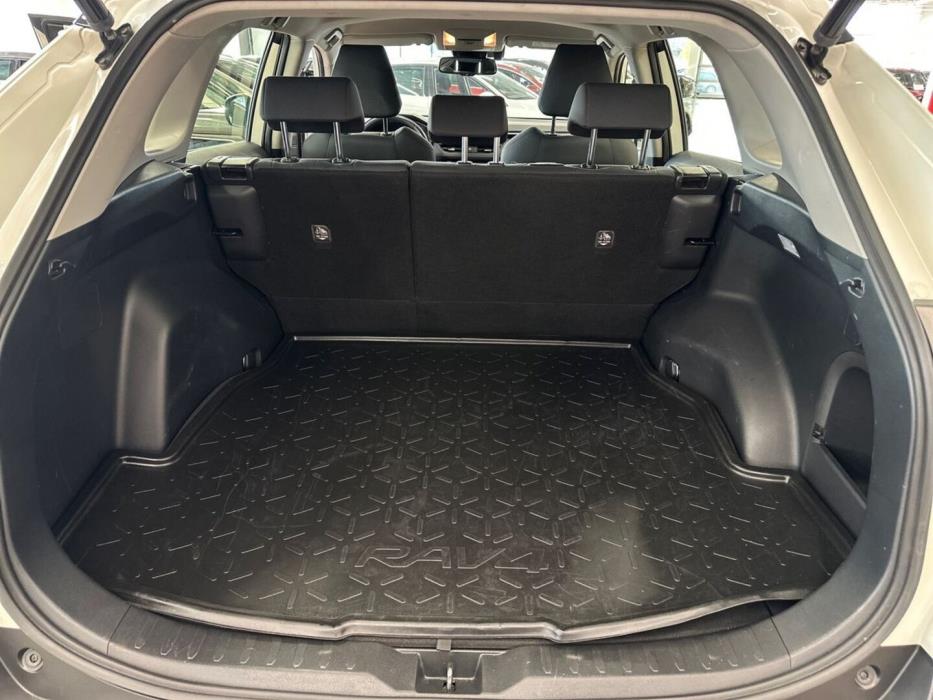 TOYOTA RAV4 2021