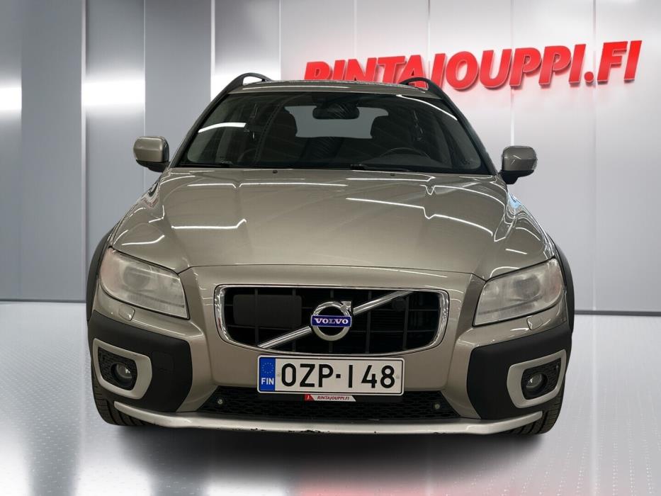 VOLVO XC70 2010