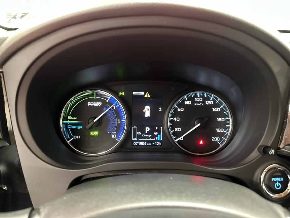 MITSUBISHI Outlander PHEV 2020