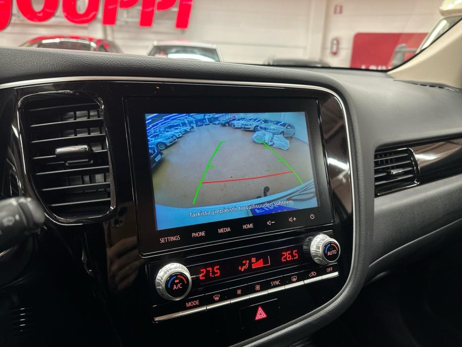 MITSUBISHI Outlander PHEV 2020