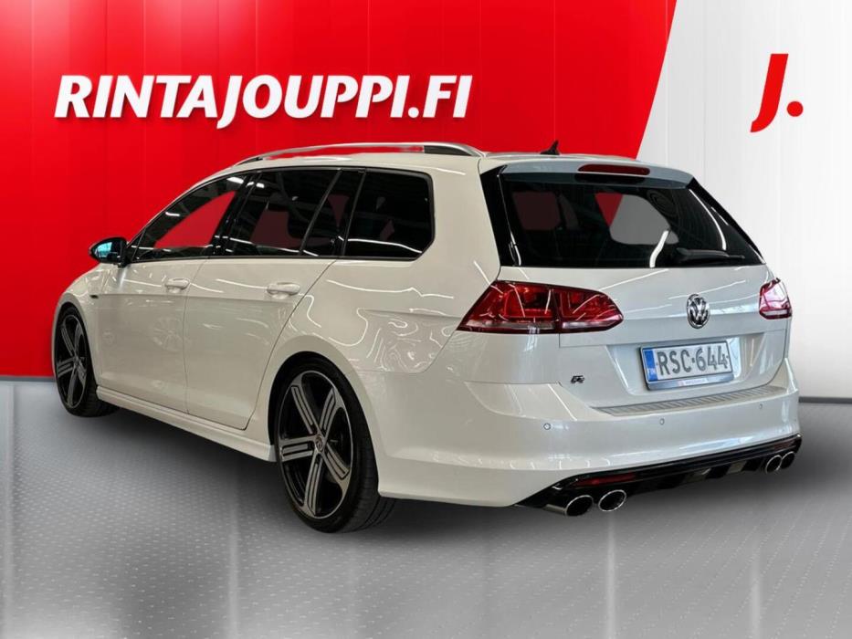 VOLKSWAGEN Golf 2016