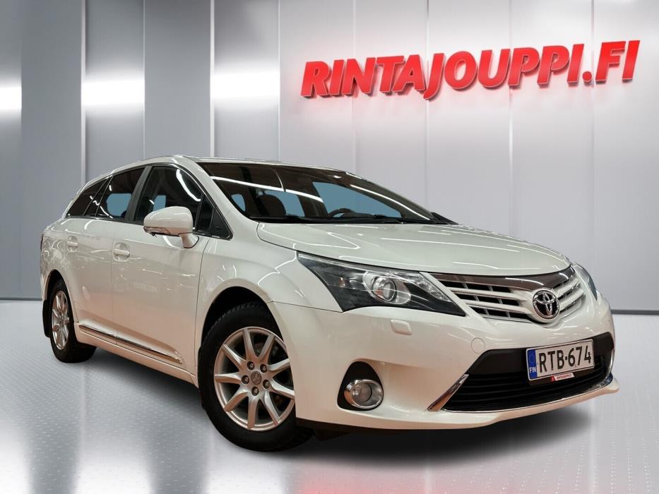 TOYOTA Avensis 2014