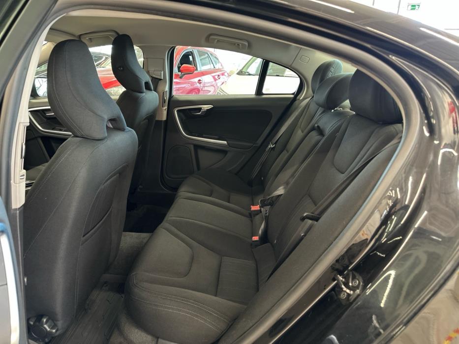 VOLVO S60 2011