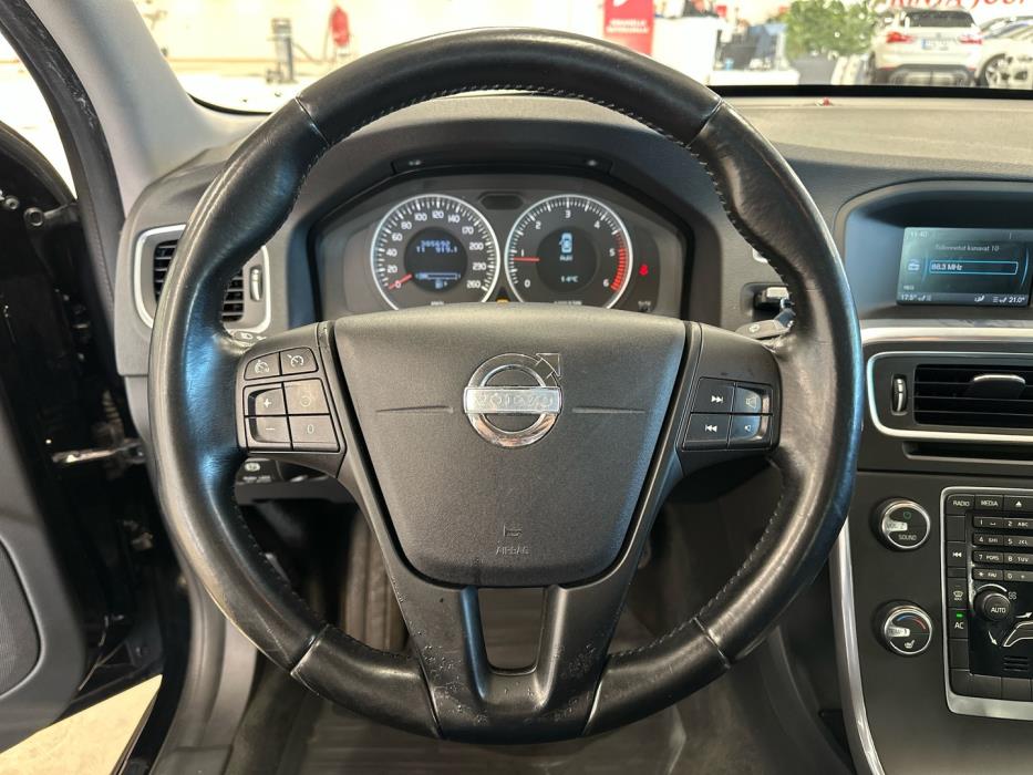 VOLVO S60 2011