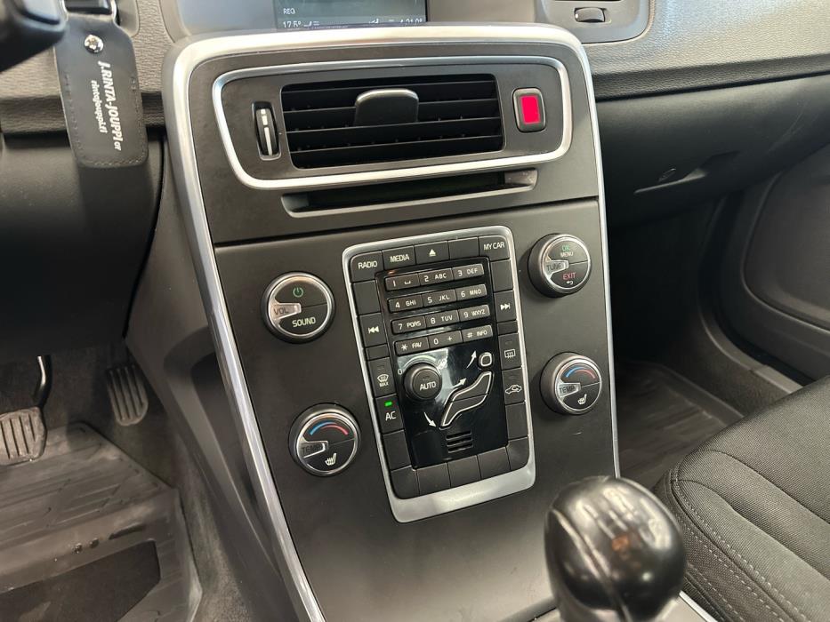 VOLVO S60 2011