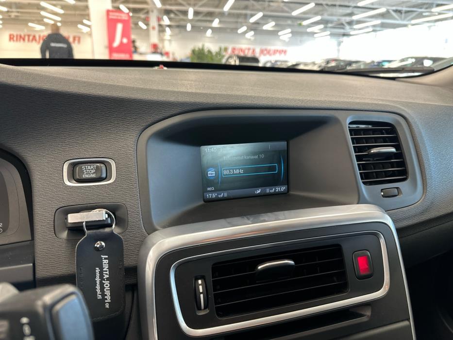 VOLVO S60 2011