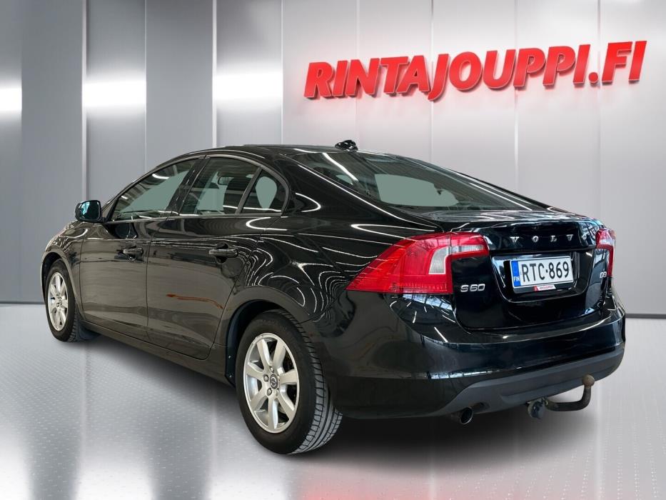 VOLVO S60 2011
