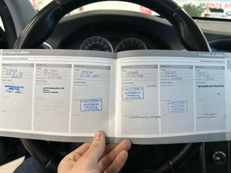 VOLVO S60 2011