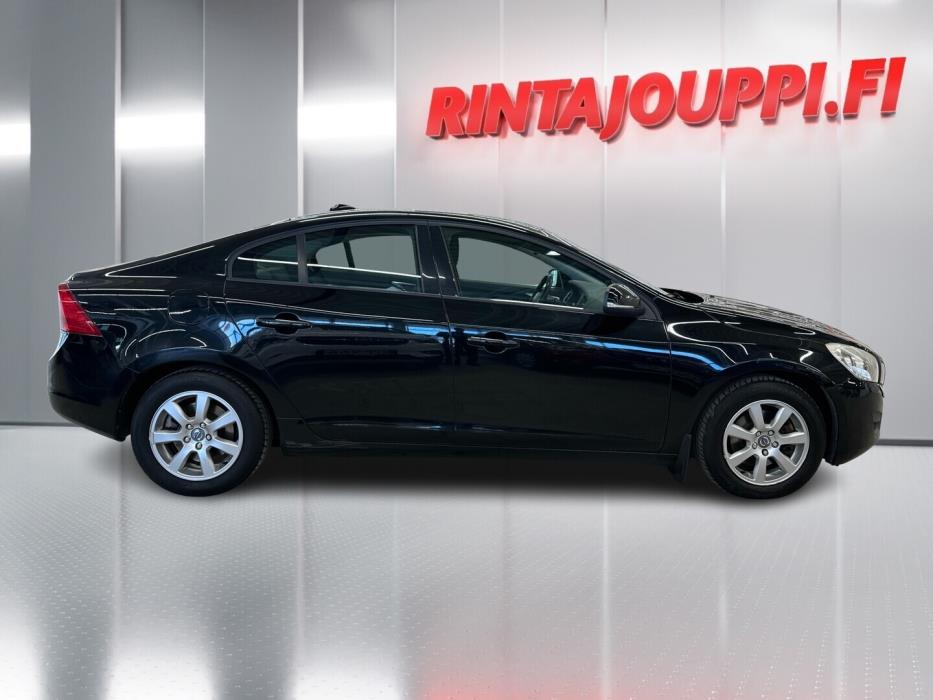 VOLVO S60 2011