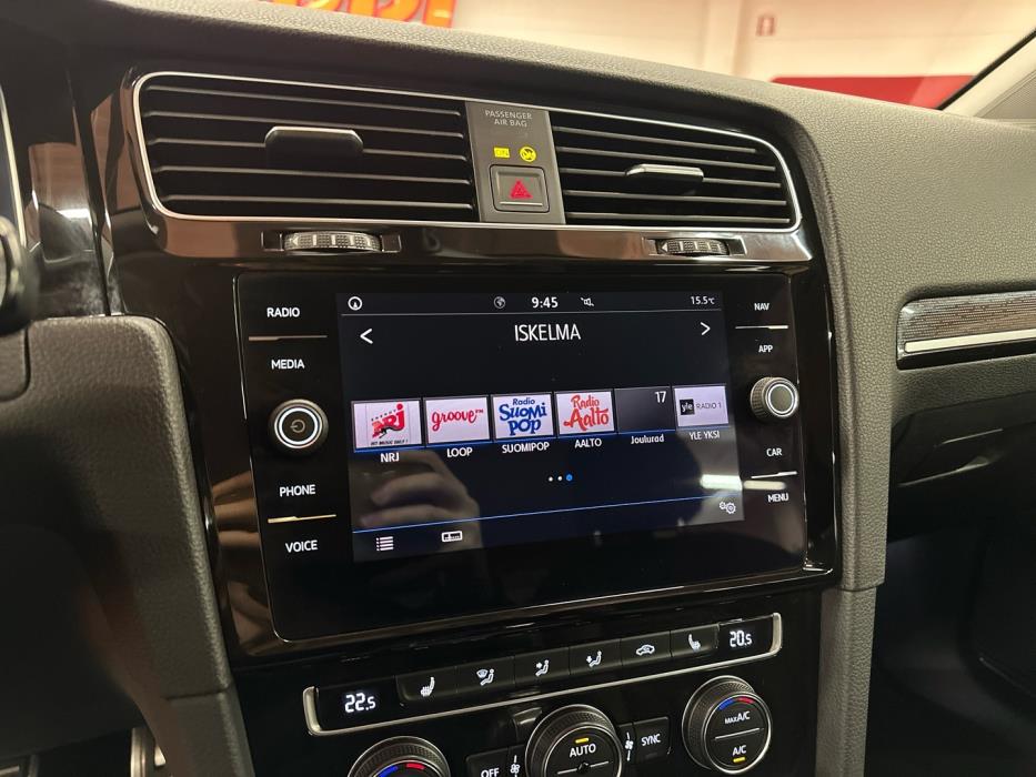 VOLKSWAGEN Golf 2017