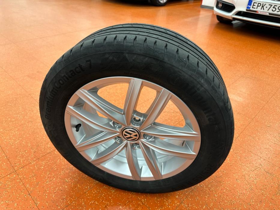 VOLKSWAGEN Golf 2017