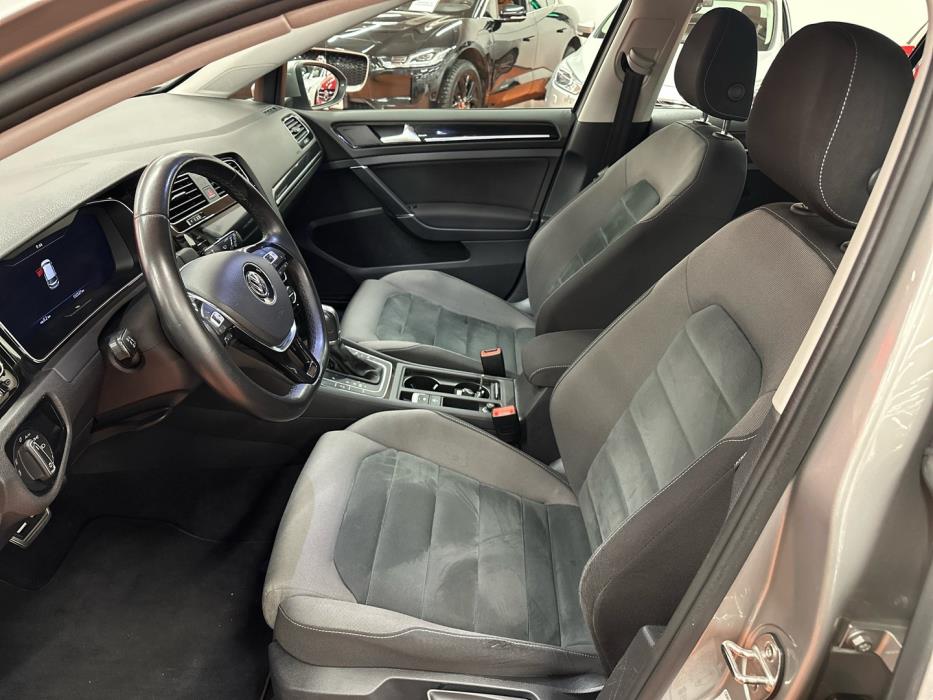 VOLKSWAGEN Golf 2017