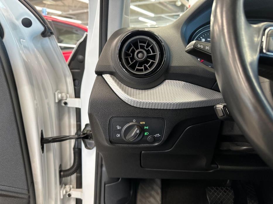 AUDI Q2 2018