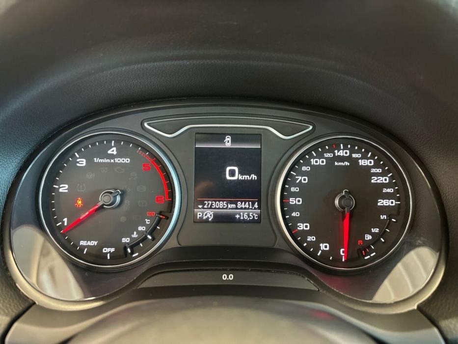 AUDI Q2 2018