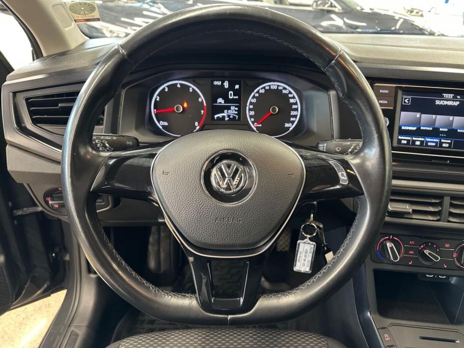 VOLKSWAGEN Polo 2021
