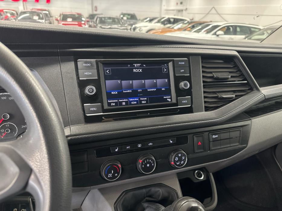 VOLKSWAGEN Transporter 2021