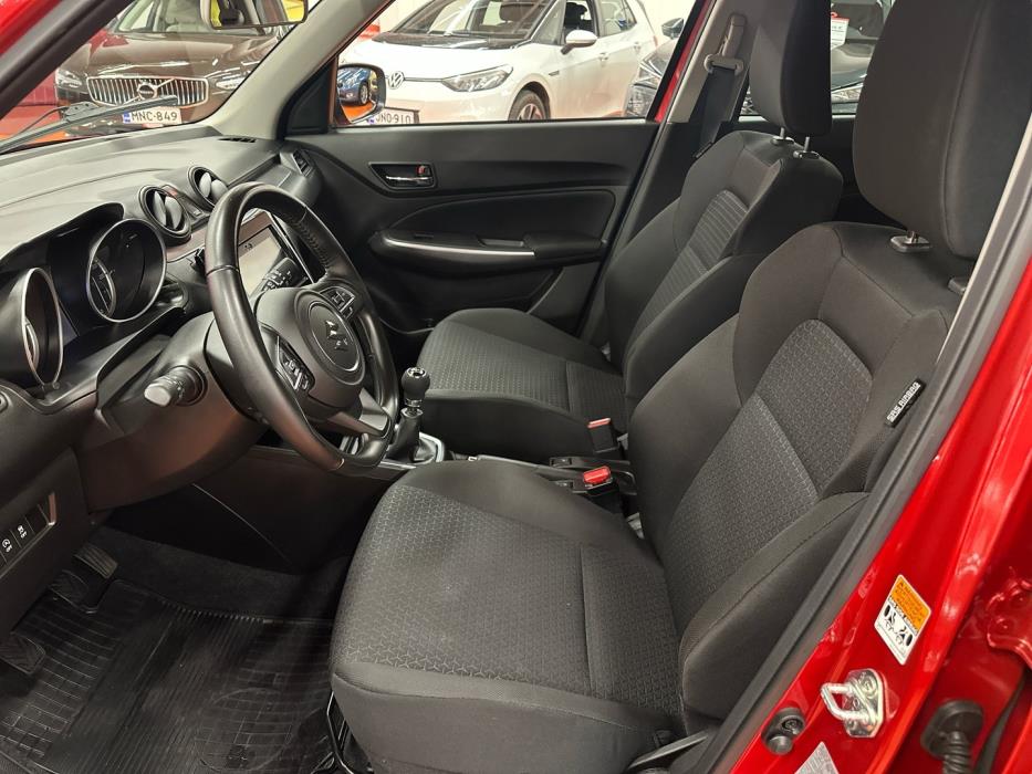 SUZUKI Swift 2022