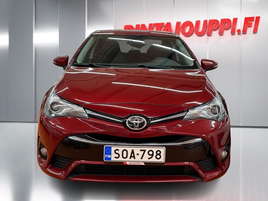TOYOTA Avensis 2018