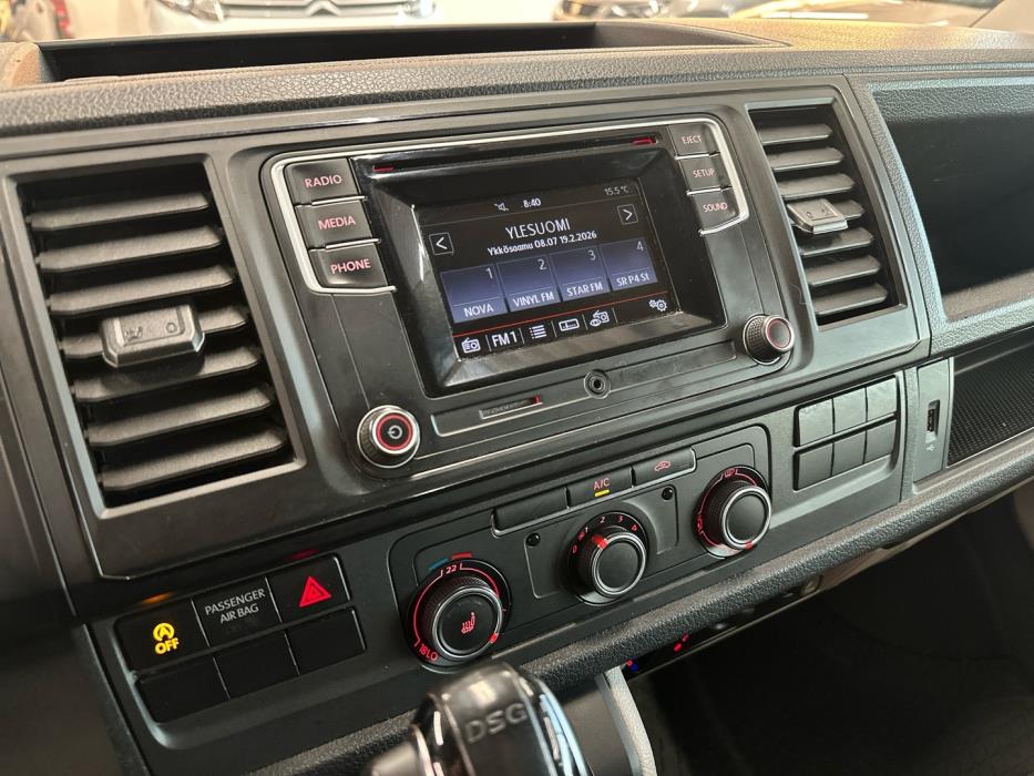 VOLKSWAGEN Transporter 2017