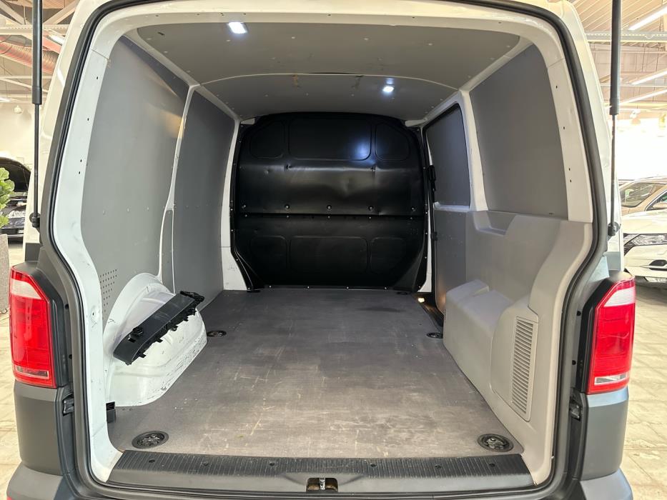 VOLKSWAGEN Transporter 2017