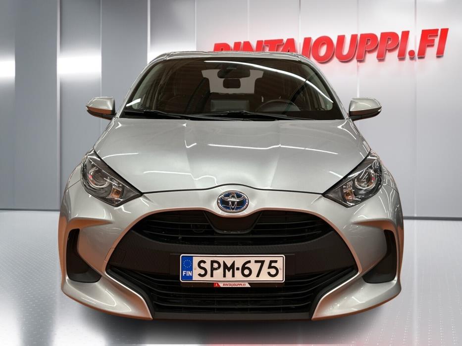 TOYOTA Yaris 2023