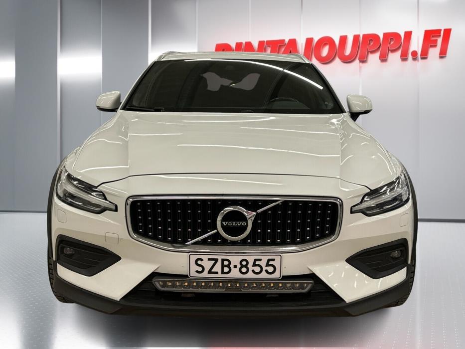 VOLVO V60 Cross Country 2020