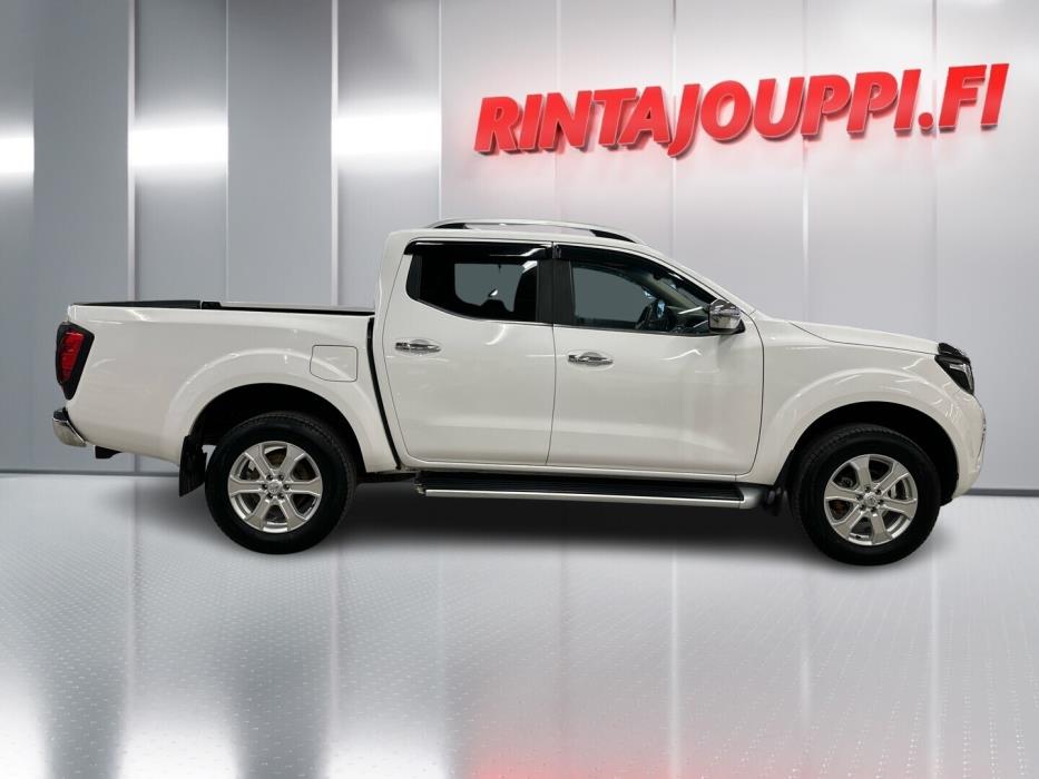 NISSAN Navara 2017
